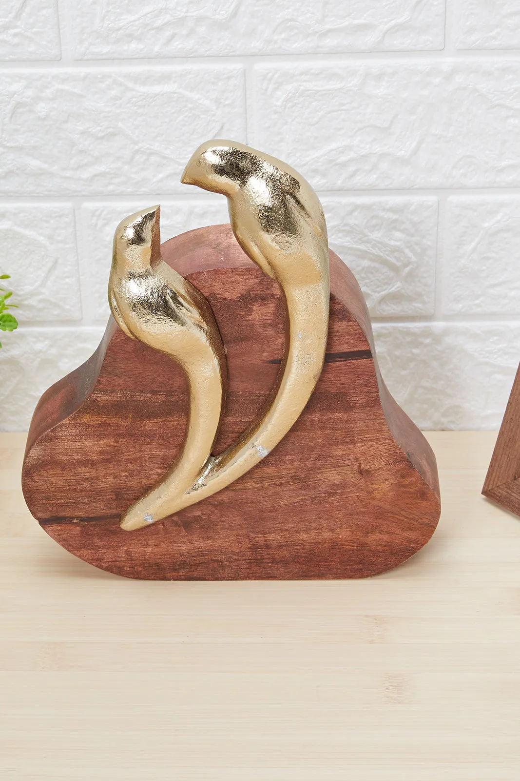 Al Fresco Decorative Bird Artefact With Wooden Base