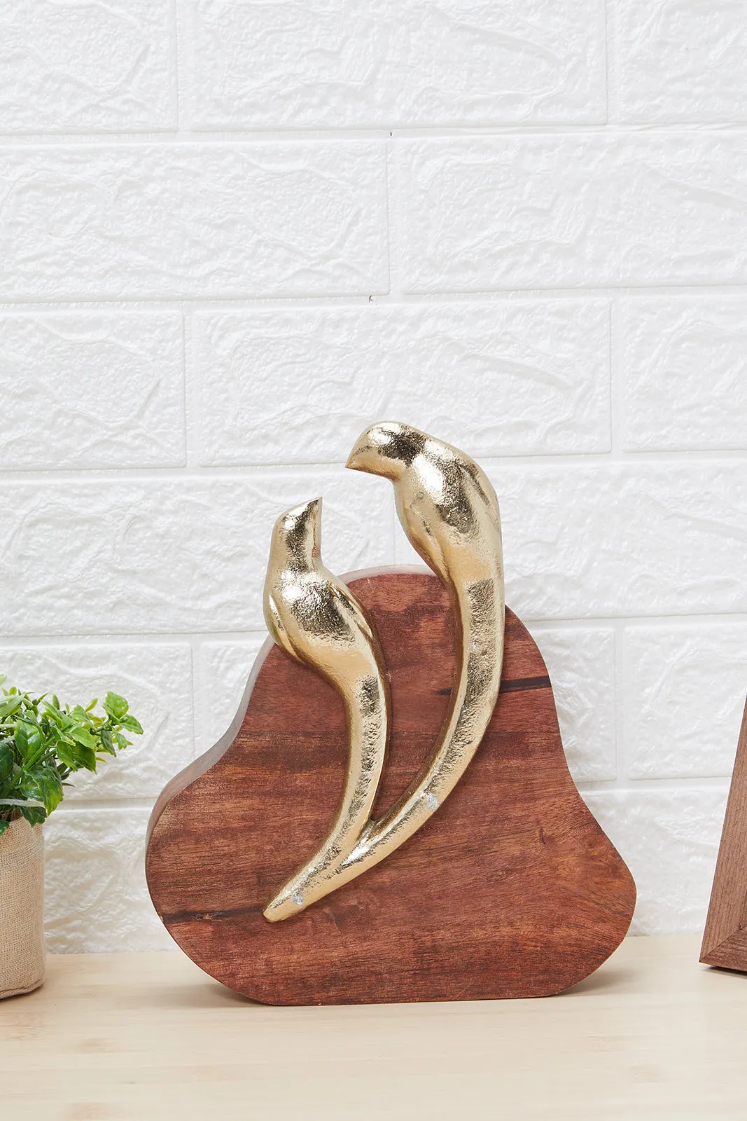 Al Fresco Decorative Bird Artefact With Wooden Base