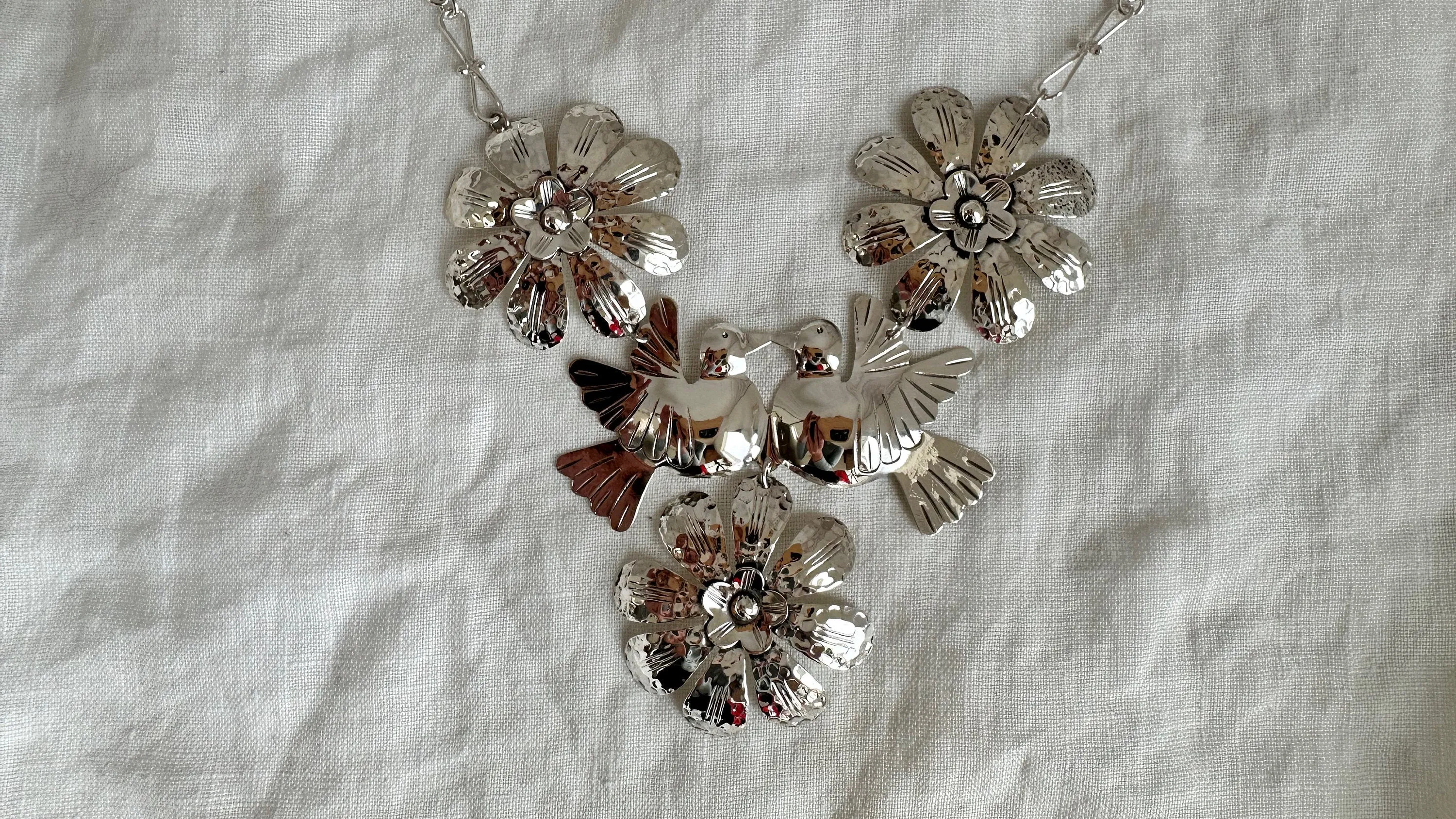 Doves & Flowers Silver Necklace. Taxco. Stunning! 1339