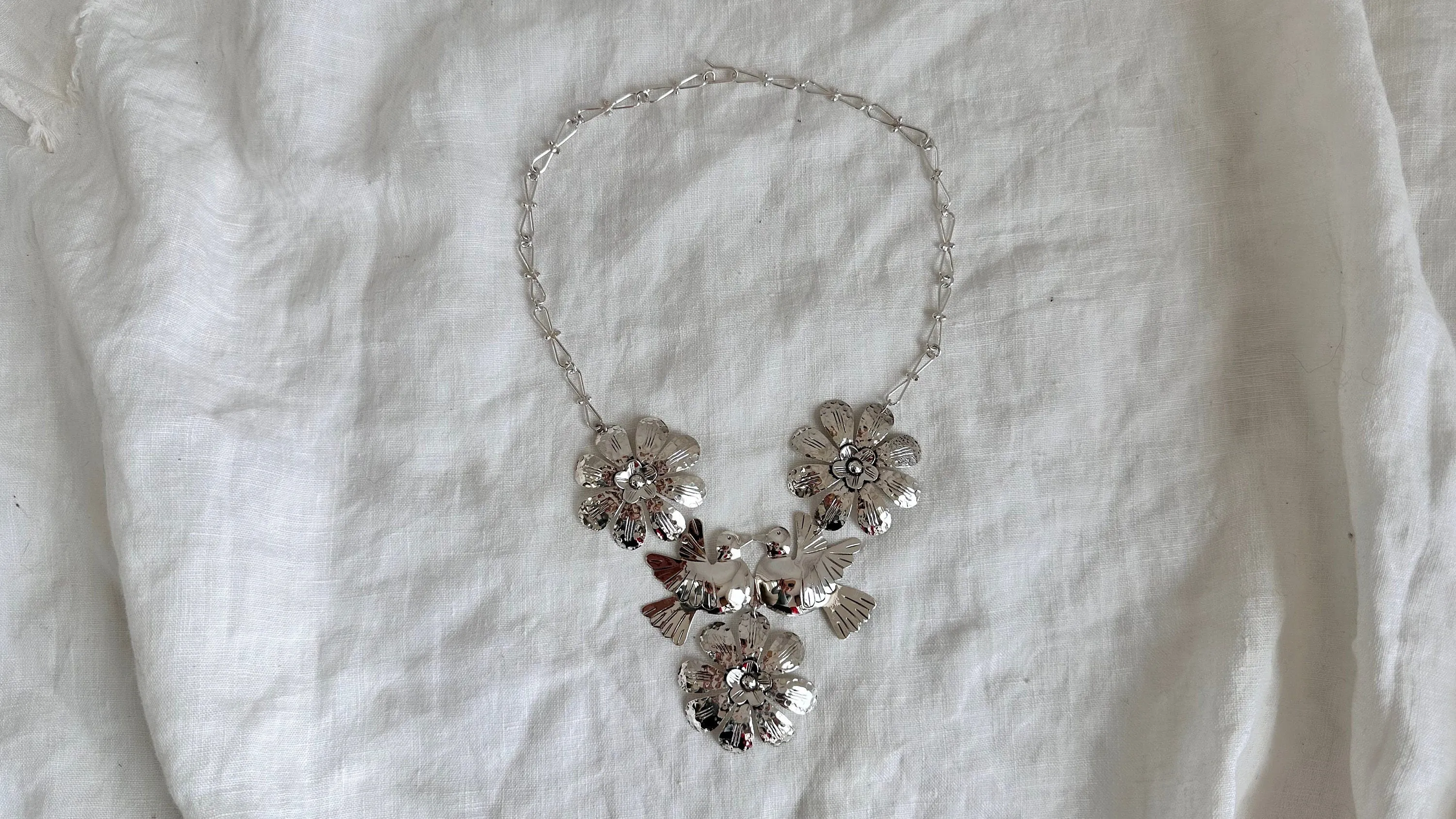 Doves & Flowers Silver Necklace. Taxco. Stunning! 1339